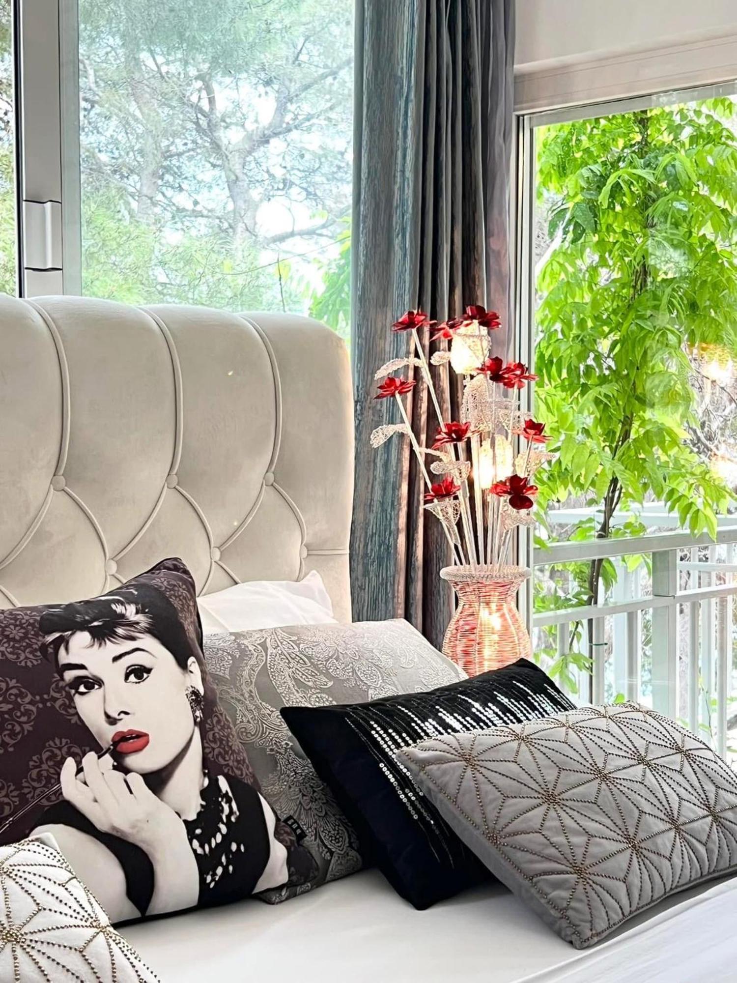 Beachfront Apartment Romilda มาคาร์สกา ภายนอก รูปภาพ